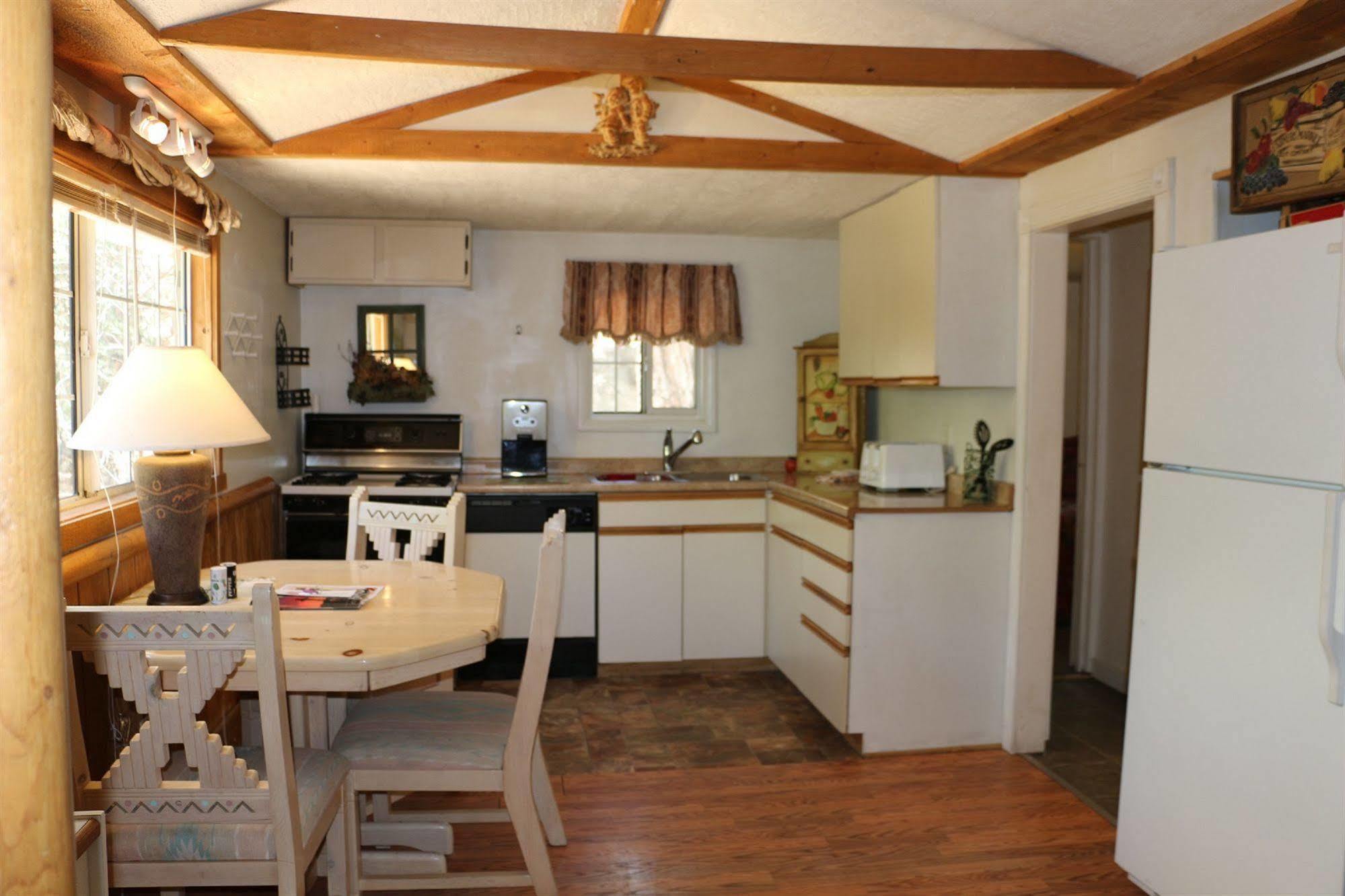 Apple Creek Cottages Prescott Eksteriør billede